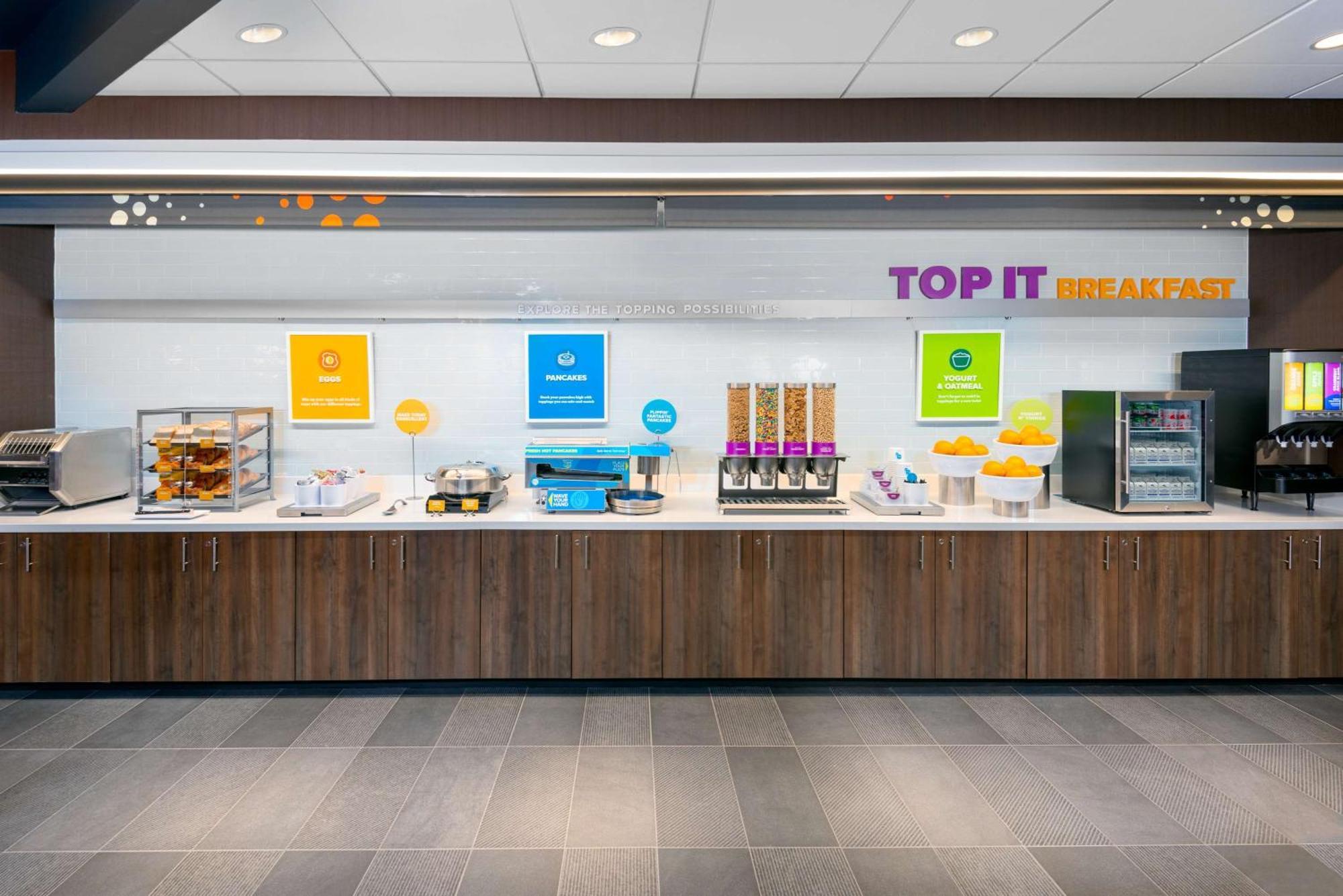 Tru By Hilton Wilmington Hotel Exterior photo